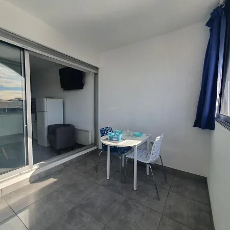 A Avec Climatisation Et Parking, Proche Canal - Fr-1-338-398